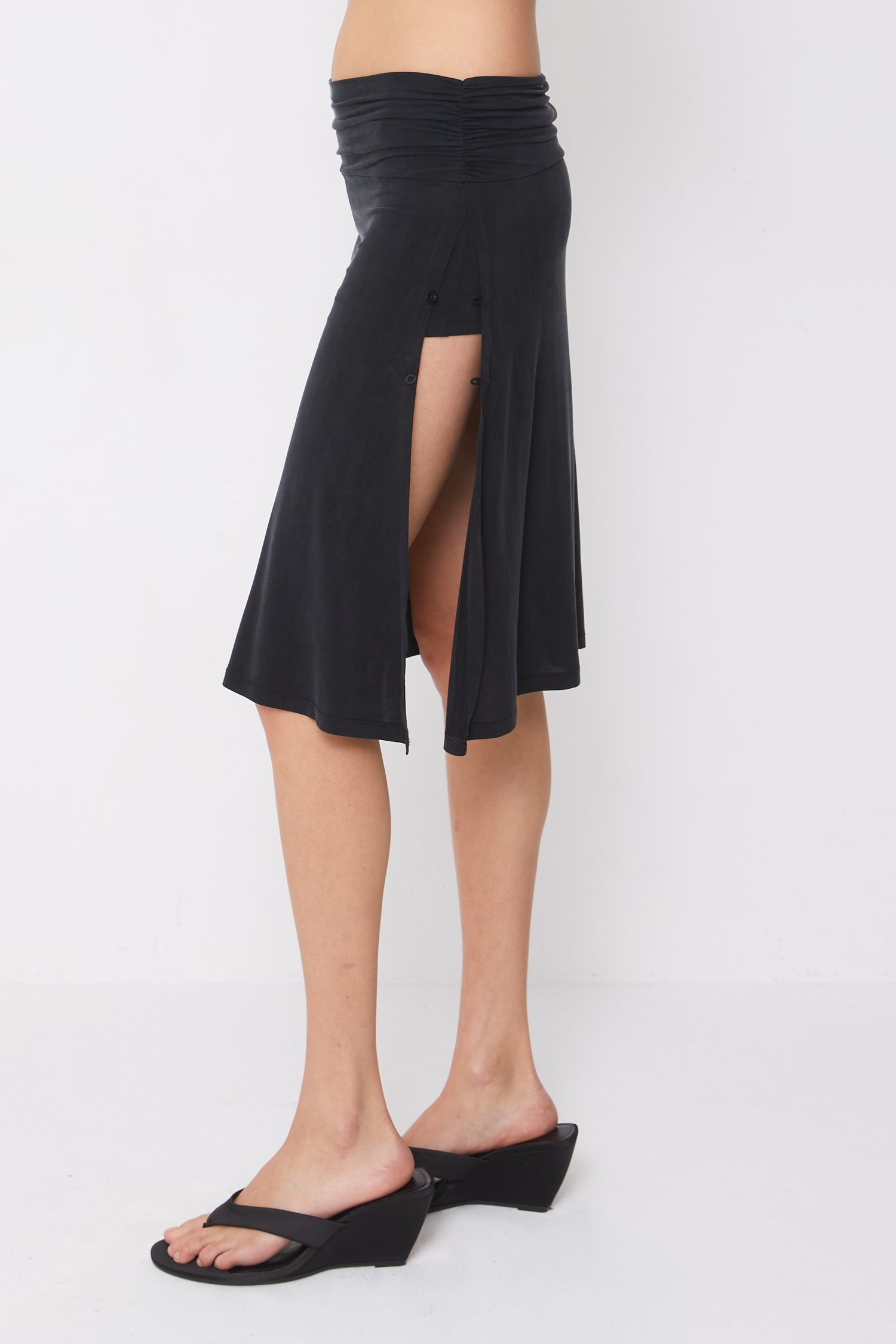 Kylie Vent Midi Skort, Graphite