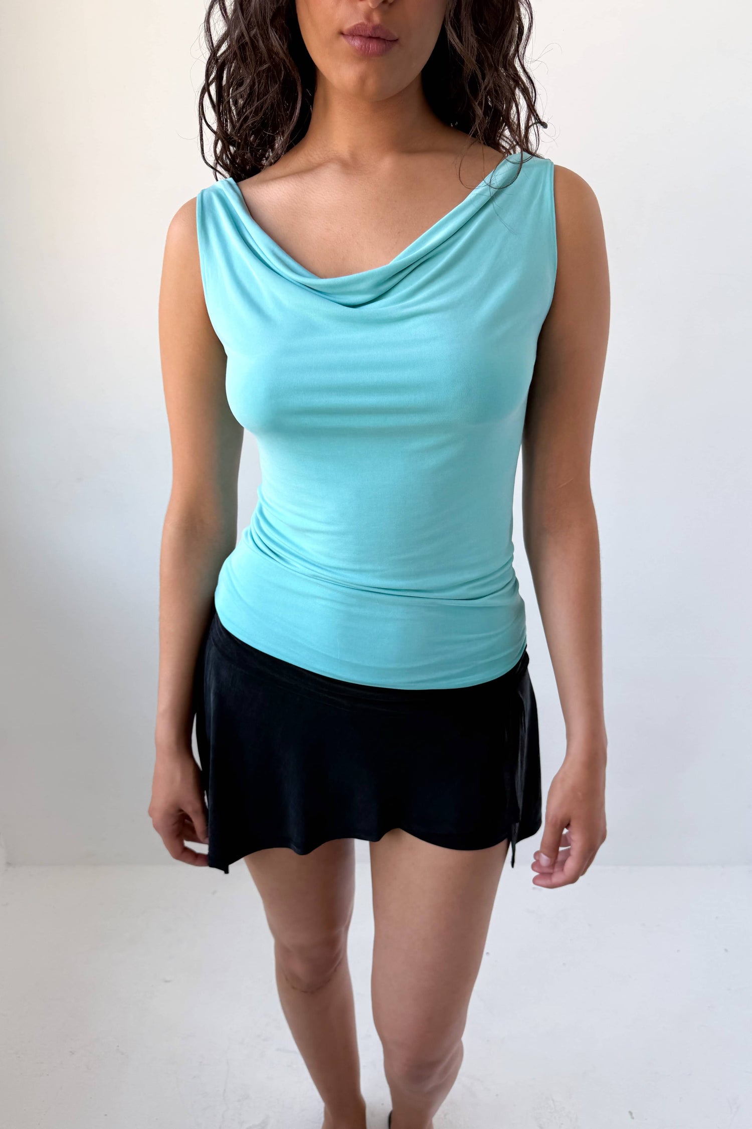 Kylie Top, Aqua