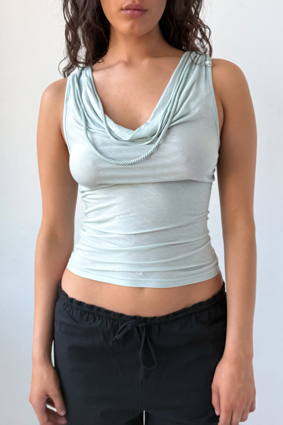 Blanche Top, Mist