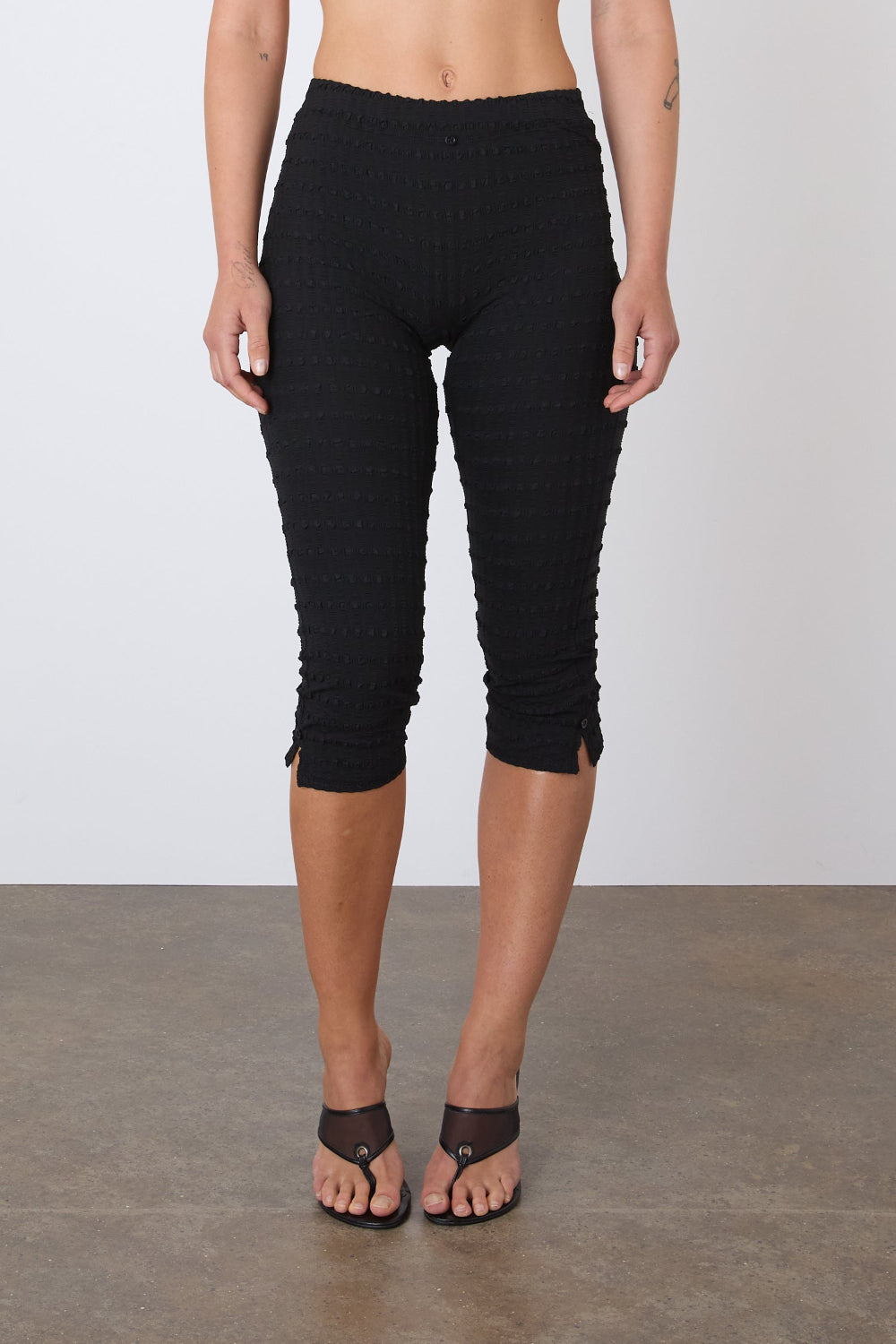 The Cindy Capris, Black
