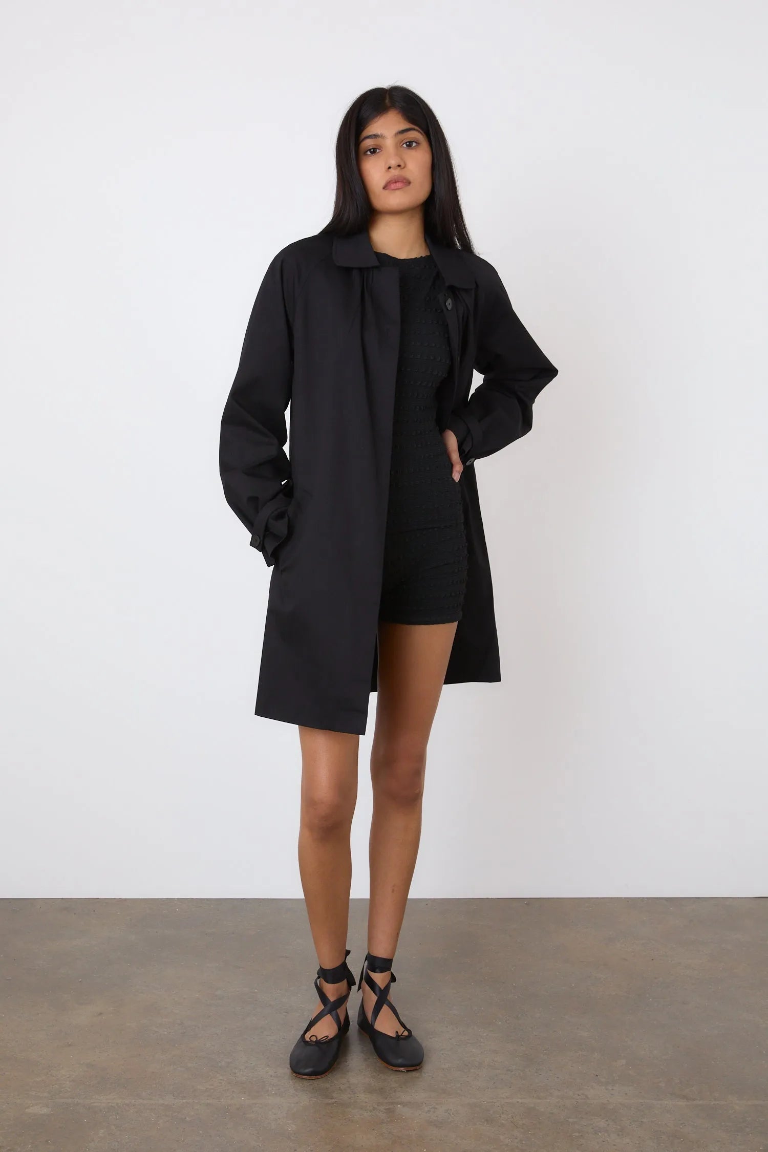 The Cheri Trench, Onyx