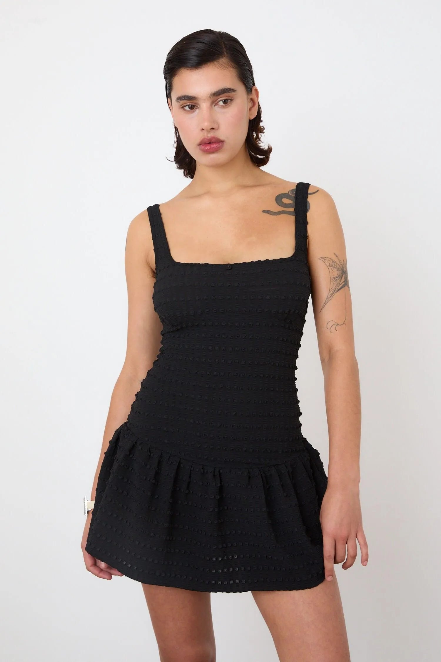 The Cindy Frill Dress, Black - Peachy Den