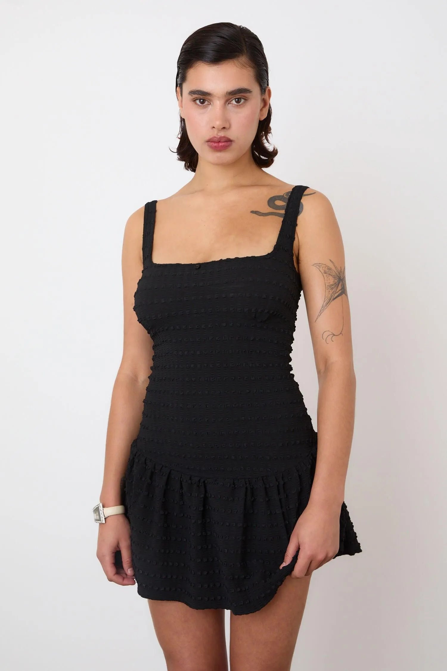 The Cindy Frill Dress, Black - Peachy Den