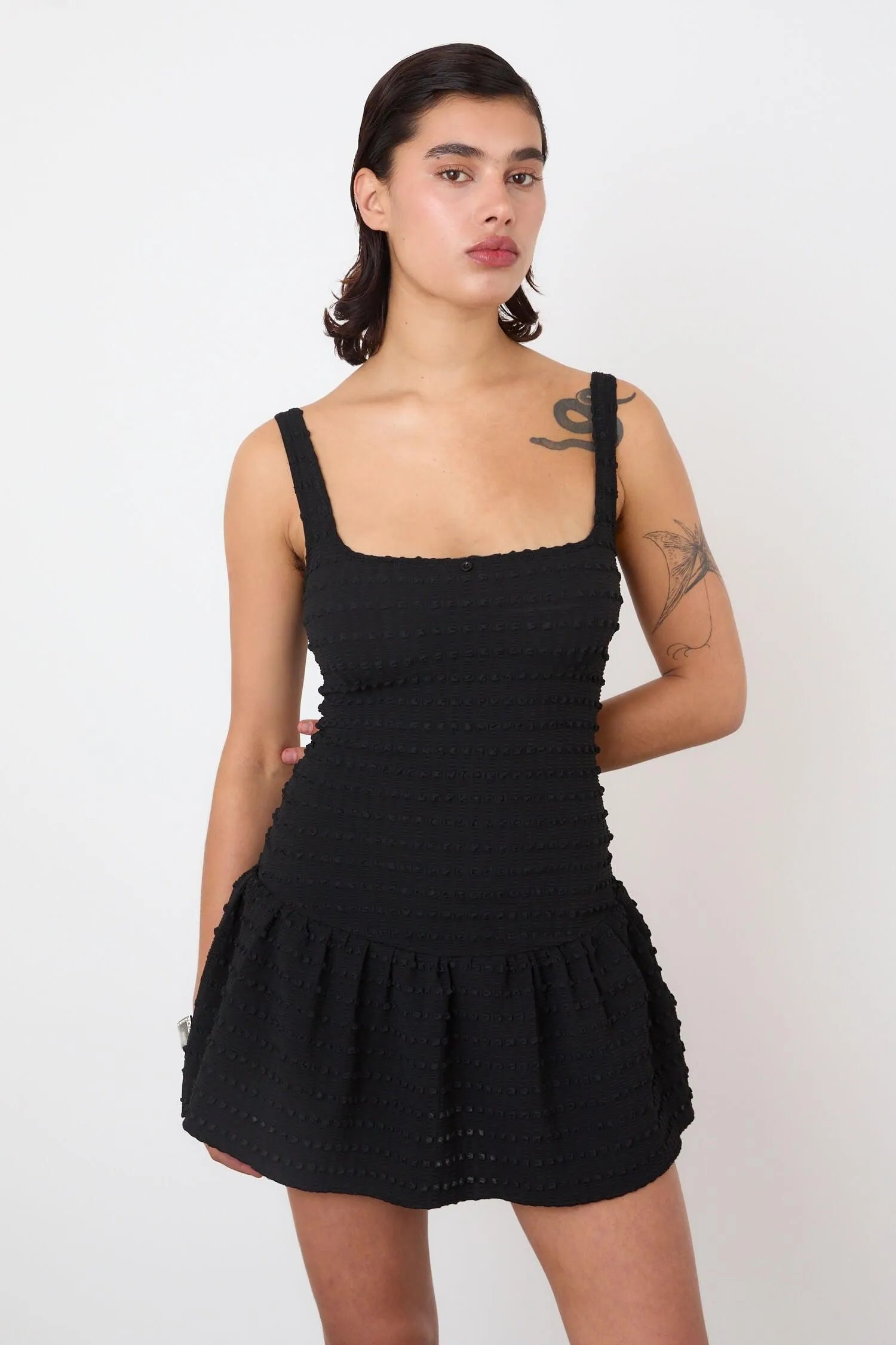 The Cindy Frill Dress, Black - Peachy Den