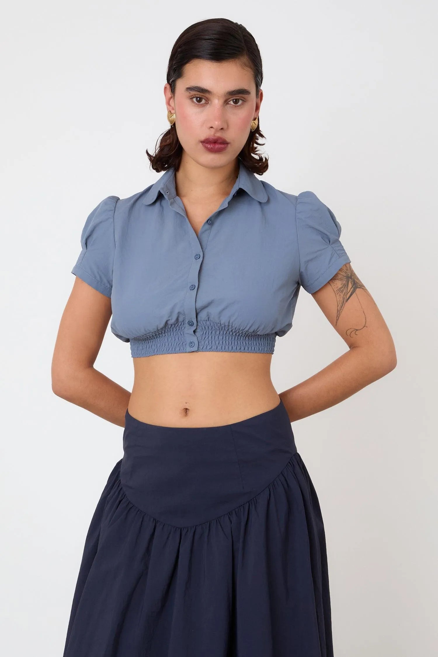 The Deba Cropped Shirt, Denim Blue - Peachy Den