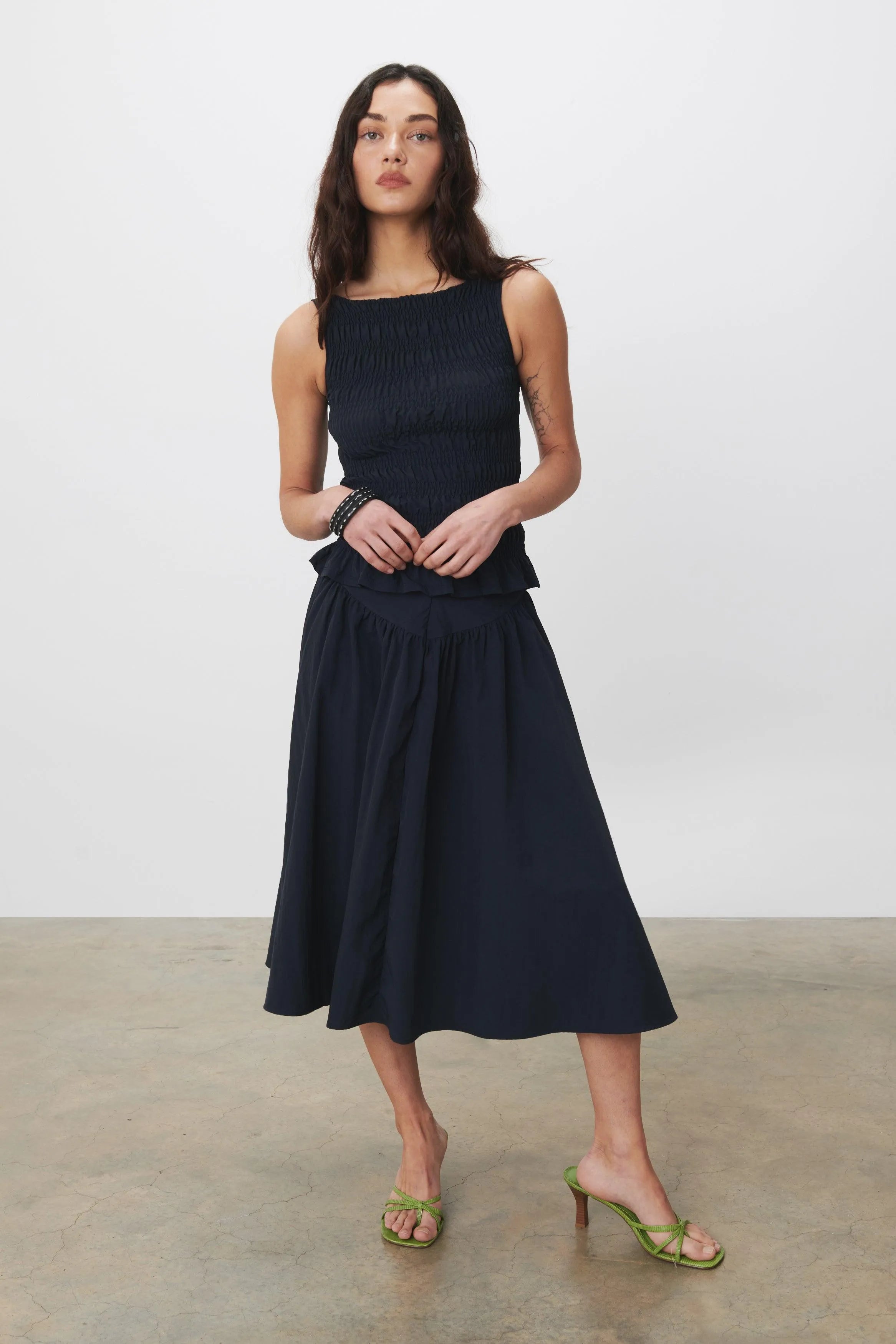 The Deba Midi Skirt, Navy - Peachy Den